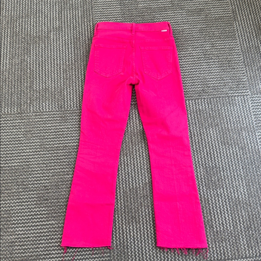 Mother The Insider Crop Step Fray in Play Date Raspberry Sorbet, size 26 - Picture 10 of 10